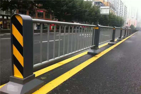 上海公路防撞护栏